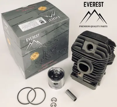 A product shot of a chainsaw cylinder kit with its packaging.