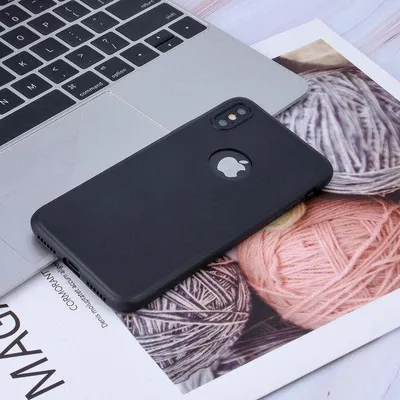 Image de Coque arrière en TPU noir sans marque