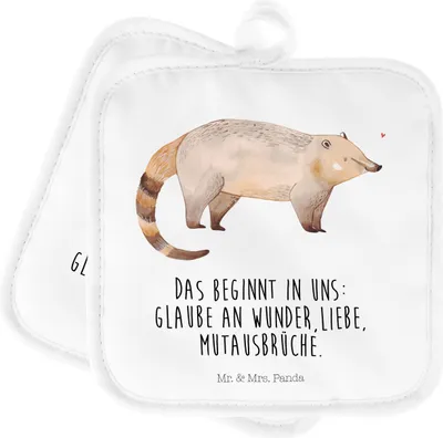 Produktbild von Mr. & Mrs. Panda 2er Set Topflappen  Nasenbaer - Weiß - Geschenk, Lustige Sprüche, Nasenbären, Topfuntersetzer, topfhalter, Bär, Doppel, Rüsselbär, Nasenbär, Ofenlappen