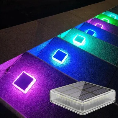Zdjęcie produktu dla Zestaw 4 lamp tarasowych na energię słoneczną – odporne na warunki atmosferyczne oświetlenie zewnętrzne IP68 na taras – diody LED RGB ze zmianą kolorów – lampa zewnętrzna o strumieniu świetlnym 40 lm