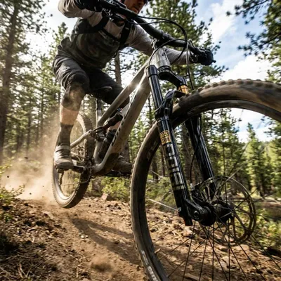 Zdjęcie produktu dla Widelec amortyzowany ROCKSHOX "Domain Gold Isolator RC3" 27, czarny, 170 m