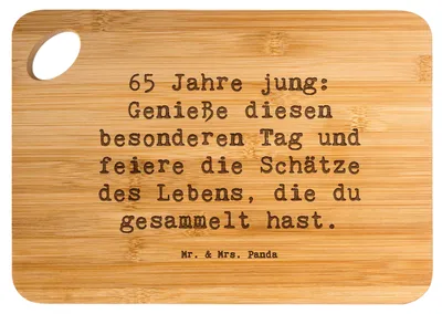 Produktbild von Mr. & Mrs. Panda holzschneidebrett Spruch 65. Geburtstag Feiern - Transparent - Geschenk, Frühstücksbrettchen, Happy Birthday, Alter, Erinnerungen, Grußkarten, Holzbrett