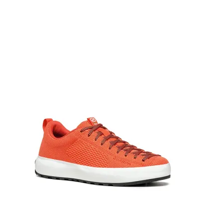 Rote Lifestyle-Schuhe "Mojito Wrap Bio" von Scarpa mit atmungsaktivem Obermaterial und weißer Sohle.