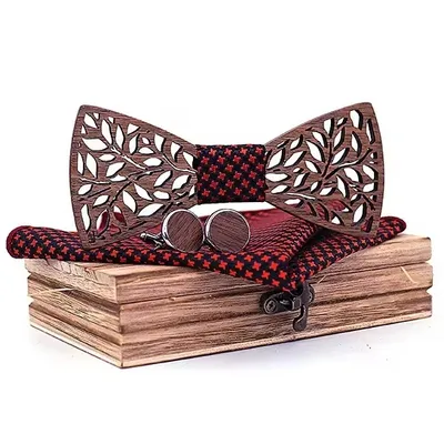 Produktbild von Elegante Geschnitzte Holzfliege Set in Schwarz/Rot für Herren KP30908