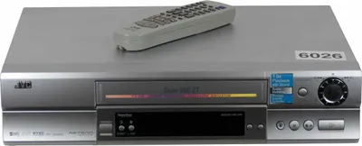 Productafbeelding van JVC HR-S8960E | Super VHS videorecorder | Tijdcorrectie (TBC / Ruisreductie)