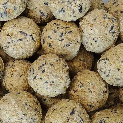 Produktbild von Meisenknödel 200 x ca.90 Gramm ohne Netz