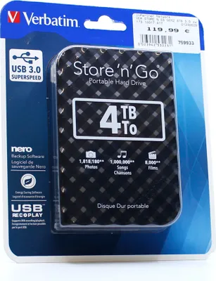 The image shows the retail packaging of a Verbatim Store'n'Go portable hard drive.