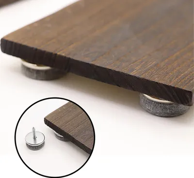 Immagine prodotto di 40 feltrini per mobili con 2 contenitori in plastica; protezioni per le gambe delle sedie; cuscinetti per i piedi dei mobili da avvitare; protezioni per le gambe di tavoli e sedie; protezioni per pavimenti antigraffio