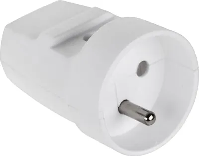 Produktbild von Steckdose G-10 mit Erdung und Geräteschutz
