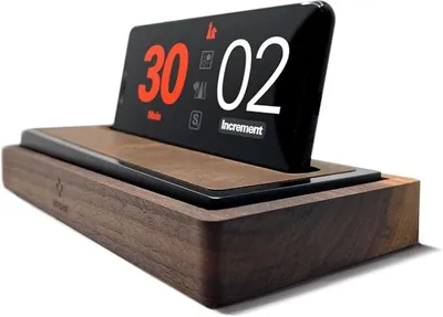 Imagen del producto de Reloj de ajedrez de alta gama: Ideal para ajedrez, backgammon, Go y Scrabble. Fabricado en nuez negra sólida y viene con una aplicación gratuita para iOS/Android (compatible con su propio teléfono).