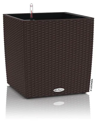 Image de LECHUZA-Pot de fleurs CUBE Cottage 40 Mokka | Pot de fleurs avec système d'arrosage et bac à plantes | Aspect tressé | 39 x 39 x 40 cm | 15385