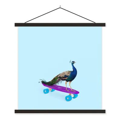 Produktbild von MuchoWow® Textilposter Pfau - Blau - Skateboard - Tiere - Lustig 120x120 cm mit schwarzem Rahmen - Aufhängungsset