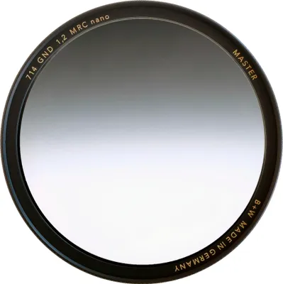 Productafbeelding van B W Filter Master Line, lineaire polarisatiefilter, 714, GND 1.2, 67mm, artikelnummer 1107819