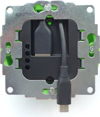 Immagine prodotto di smart things sCharge s24 m - Alimentatore da incasso da 12 Watt per tutti gli sDock (non Fix)
