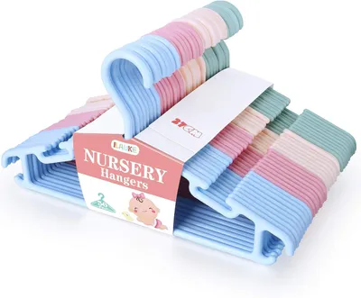 Zdjęcie produktu dla Wieszaki Dziecięce 27,5 cm, 36 sztuk, Kolorowe plastikowe, dla niemowląt i małych dzieci, do pokoju