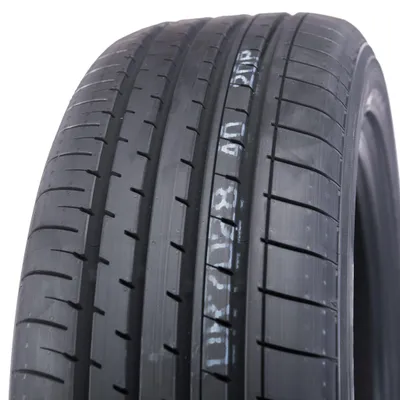 Zdjęcie produktu dla Yokohama BLUEARTH XT AE61 215/65 R17 99 V