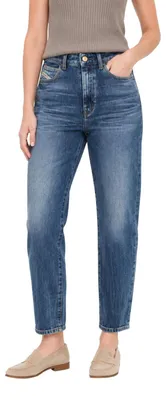 Image de Jean Diesel modèle D-Eiselle, coupe droite, taille haute, taille W24