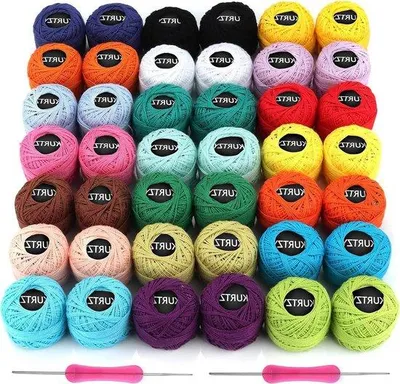 Produktbild von Famanu Garn Set 42 Farben - Inklusive 2 Häkelnadeln
