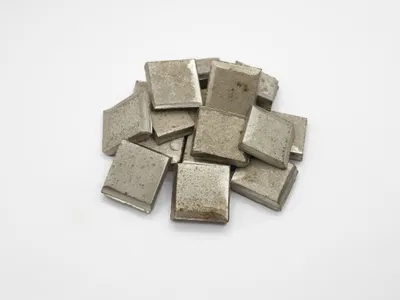 Produktbild von Nickel Ni99,9 in Stücken zu 10-50 g, Gewicht: 250 g