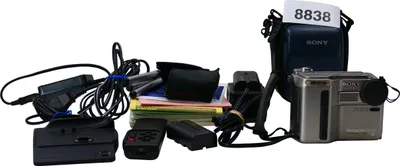 Image de Sony DCR-SC100E | Mini DV Handycam | Objectif vidéo Sony