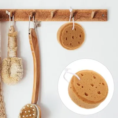 Produktbild von 4er-Pack runde Luffa-Badeschwämme zum Peelen für Körper und Gesicht, weich und hautfreundlich, mit hoher Saugfähigkeit für Bad und Dusche, für Frauen und Männer