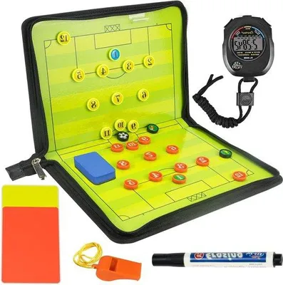 Produktbild von Inklapbares Fußballtaktikbrett mit magnetischer Taktikmap - Fußball Coach-Board mit Schiedsrichter-Pfeilen - Spielanalyse und Trainingspons