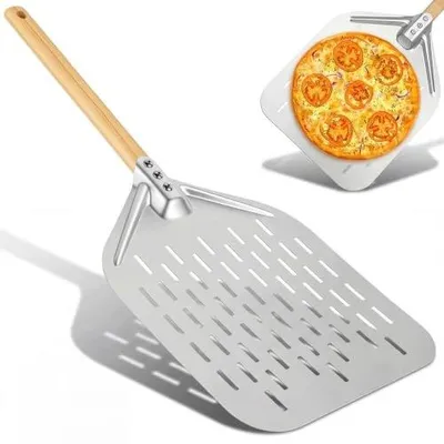 Zdjęcie produktu dla Łopatka do pizzy perforowana 40X30CM aluminiowa drewniany uchwyt