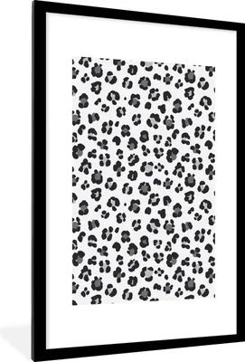Produktbild von MuchoWow® Gerahmtes Poster Pantherdruck - Grau - Flecken 60x90 cm - Poster mit Schwarzem Bilderrahmen Wandposter Rahmen Foto Bilder - Dekoration - Wandposter Wohnzimmer - Hochwertig