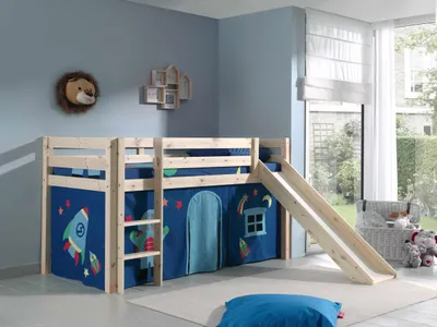 Produktbild von Vipack Spielbett Pino inkl. Rutsche, Liegefläche 90x200 cm mit Textilset Vorhang "Astro"
