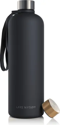 Produktbild von LARS NYSØM Trinkflasche 1,5l | Ultraleichte Tritan Sport Flasche, Kohlensäure geeignet | Ideal für Sport, Büro, Yoga | 2 Deckel inkludiert 1500ml Onyx Black