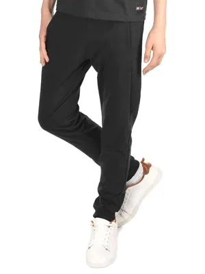 Produktbild von BEZLIT Kinder Jungen Freizeithose mit Ripp-Bündchen Schwarz 104