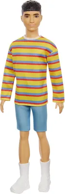 Obrázok produktu pre Barbie Ken Fashionista, ázijská bábika s pruhovanou košeľou a módnymi doplnkami (Mattel GRB91) MATTEL
