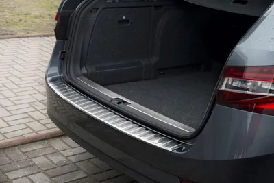 Obrázok produktu pre Chránič hrany kufra Škoda Superb III. 2015-2024 (combi, matný)