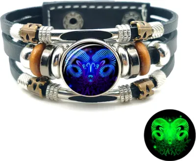 Produktbild von Armband Sternzeichen Widder mit 3D Gravur im Glas