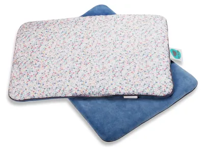 Zdjęcie produktu dla Poduszka niemowlęca welurowa Pink No More Dots 40x25 cm - antyalergiczna
