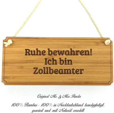 Produktbild von Mr. & Mrs. Panda Schild Zollbeamter - Geschenk, Geschenkidee, Shabby, Studium, Holzschild, Graviert, Berufsausbildung, Landhaus, Wegweiser, Infotafel, Firmenschild
