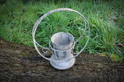Produktbild von Blumentopf auf Sockel