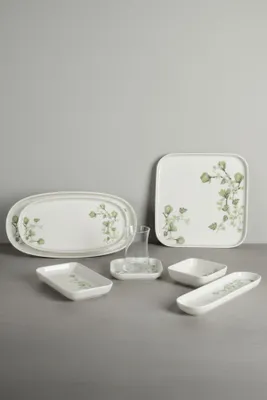 Obrázok produktu pre Sada riadu Hermia Concept (29 kusov) vyrobená zo 100% porcelánu, v bielej a zelenej farbe, vhodná do mikrovlnnej rúry a umývačky riadu