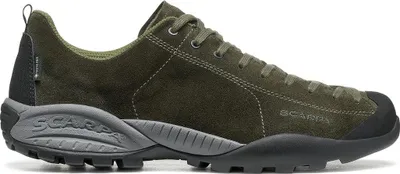 Dunkelgrüner Scarpa Mojito GTX Schuh aus Wildleder mit grauer Sohle und schwarzen Verstärkungen