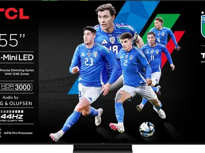 A marketing image for a TCL television featuring Italian soccer players.