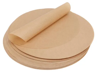 Image de 150 feuilles de papier sulfurisé rondes, papier sulfurisé antiadhésif Ø 26 cm, papier sulfurisé rond pour barbecue, résistant à la chaleur, pour la cuisson à la poêle, les pizzas au barbecue, les gâteaux et la friteuse à air chaud (brun)