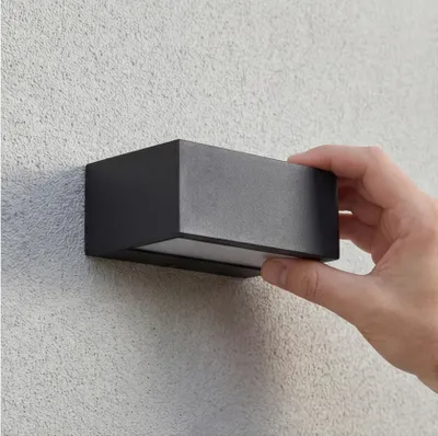 Produktbild von LEDS C4 Nemesis Außenleuchte - 15 W, IP66, Grau
