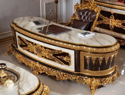 Produktbild von Casa Padrino Luxus Barock Büromöbel Set Weiß / Dunkelbraun / Gold - 1 Barock Schreibtisch mit Marmoroptik & 1 Barock Bürostuhl mit edlem Kunstleder - Prunkvolle Barock Büromöbel