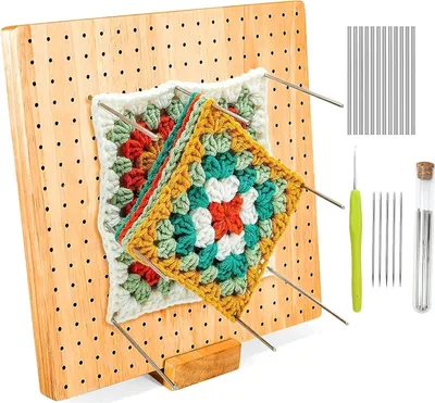 Produktbild von Holz-Häkelblockbrett-Set für Stricken - Häkeln und Granny Squares - Handgematte Blocking-Matte mit 20 Edelstahl-Pins und 1 Strickständer