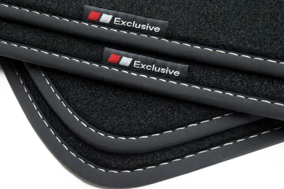 Produktbild von Exclusive Design Fußmatten passend für Opel Corsa E Bj. 11/2014-05/2019, Naht:Silber. Deluxe Velours