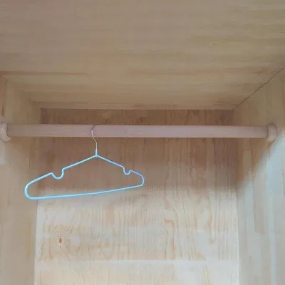 Productafbeelding van Verstelbare kaststang - Kledingroede hangrail - Kleding opbergen - Massief hout - 50-150 cm - Houtkleur