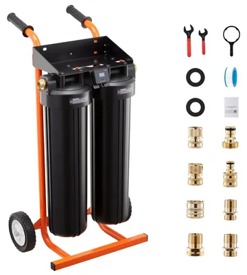 Obrázok produktu pre Systém na úpravu vody do demineralizovanej vody pre umývanie automobilov, objem 1250 litrov. Obsahuje demineralizér s dvojitými filterovými kazetami s ionomerovou živicou (4 litre) a zariadenie na umývanie automobilov s valčekmi a prístrojom na meranie celkovej obsahu minerálov (TDS) vo vode
