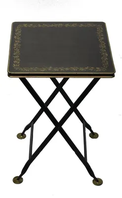 Immagine prodotto di Tavolino pieghevole Meander, colore nero con bordo dorato, dimensioni 40,5 x 40,5 x 61 cm