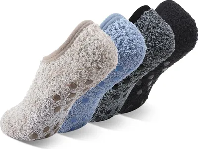 Produktbild von 4 Paar Stoppersocken für Damen Herren, Hüttensocken Haussocken Hausschuhsocken Wärmesocken Wintersocken Antirutschsocken Flauschige Socken, Socken mit Noppen Schwarz,Grau,Kaffee,Blau