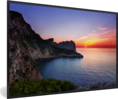 Produktbild von MuchoWow® Gerahmtes Poster Meer - Felsen - Berge - Natur 30x20 cm - Poster mit Schwarzem Bilderrahmen Wandposter Rahmen Foto Bilder - Kunstdruck - Bild-Poster